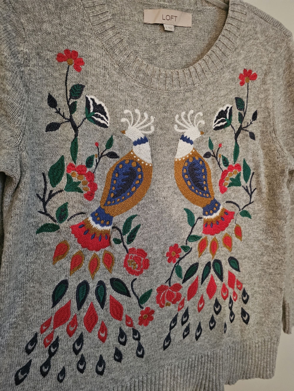 LOFT Gray Embroidered Peacock Sweater - Gray with Embroidery Size Small